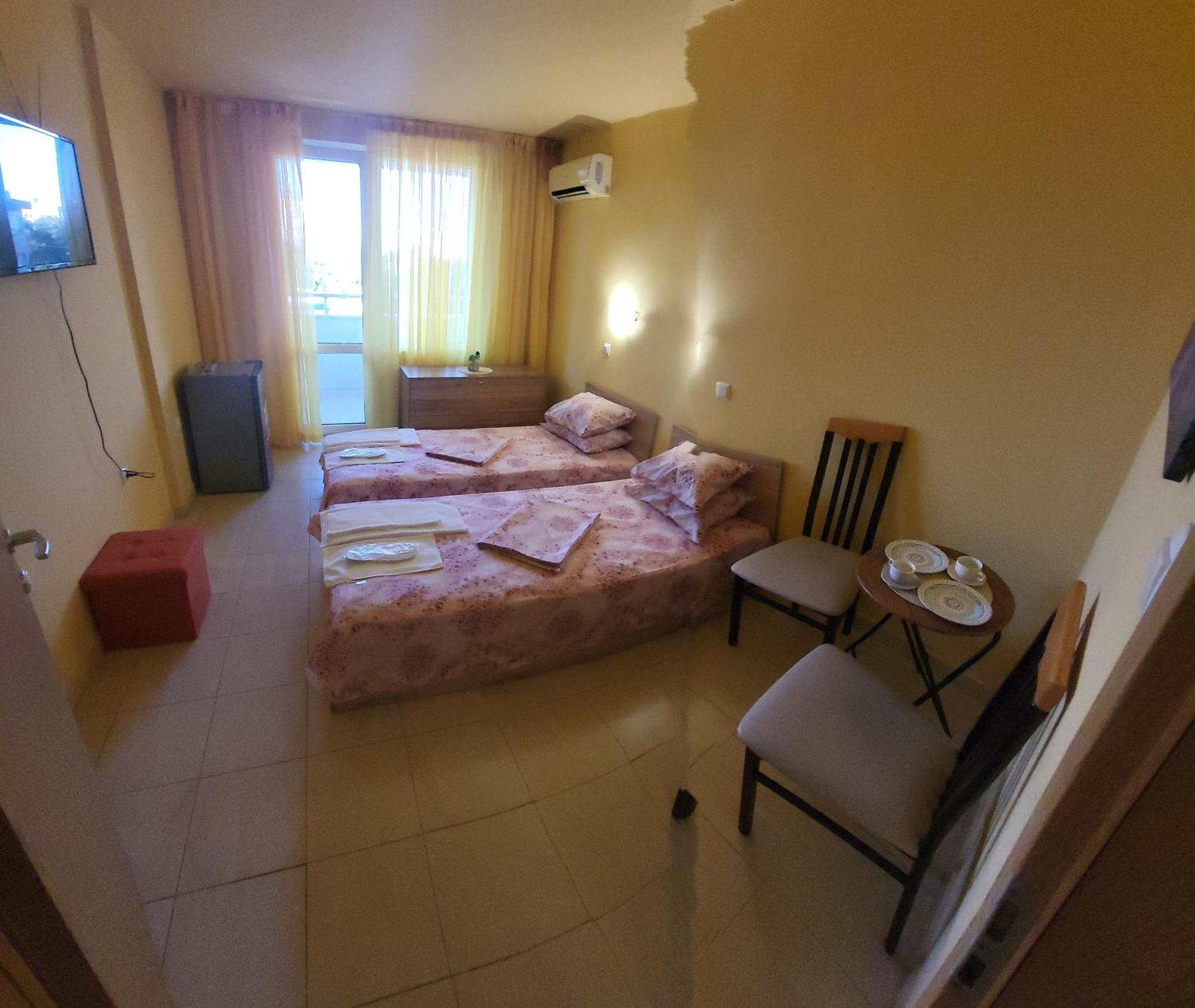 Apartamenti Ivaia Varna Exterior photo